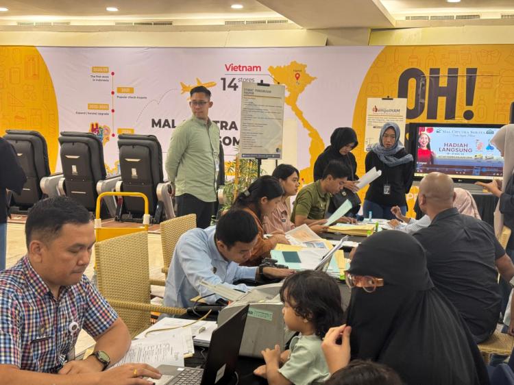 Meriahkan HUT RI, Kantor Imigrasi Kelas I TPI Pekanbaru buka layanan paspor di mall SKA.ist