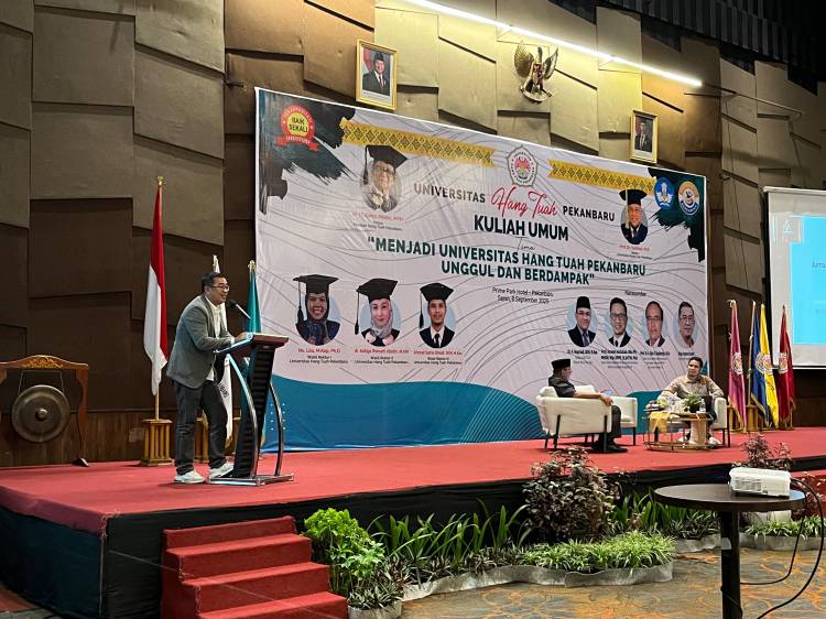 Ketua Persatuan Wartawan Indonesia (PWI) Provinsi Riau Raja Isyam Azwar menjadi pemateri pada Kuliah Umum Universitas Hang Tuah Pekanbaru, Senin (8-9-2025).