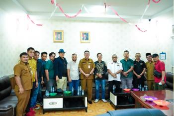 Persatuan Wartawan Indonesia (PWI) Bengkalis dan Dinas Komunikasi, Informatika dan Statistik (Diskominfotik) Kabupaten Bengkalis.