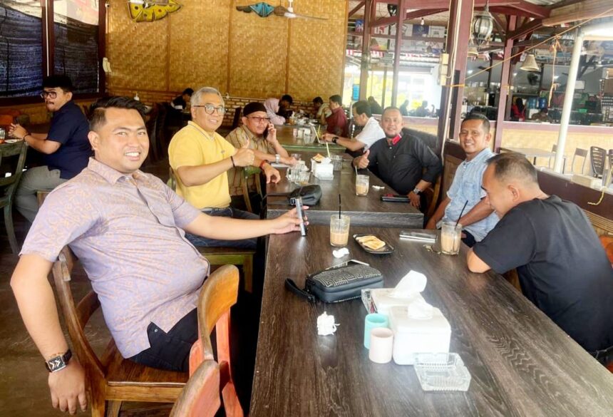 Rekanan UMKM di Lingkungan Pemprov Riau saat melakukan pertemuan untuk minta kepastian pembayaran kepada Pemerintah Provinsi Riau.