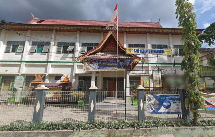 SMPN 2 Pekanbaru. (foto/net).