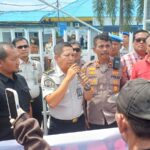 Lukman pegawai Lapas Pekanbaru saat memberikan alasan kenapa Jekson ihombing dipindahkan ke Lapas Nusakambangan.