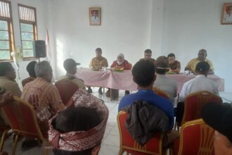 DLHK kota Pekanbaru saat mensosialisasikan trans dipo di kelurahan Palas, Selasa (09/06/2026).